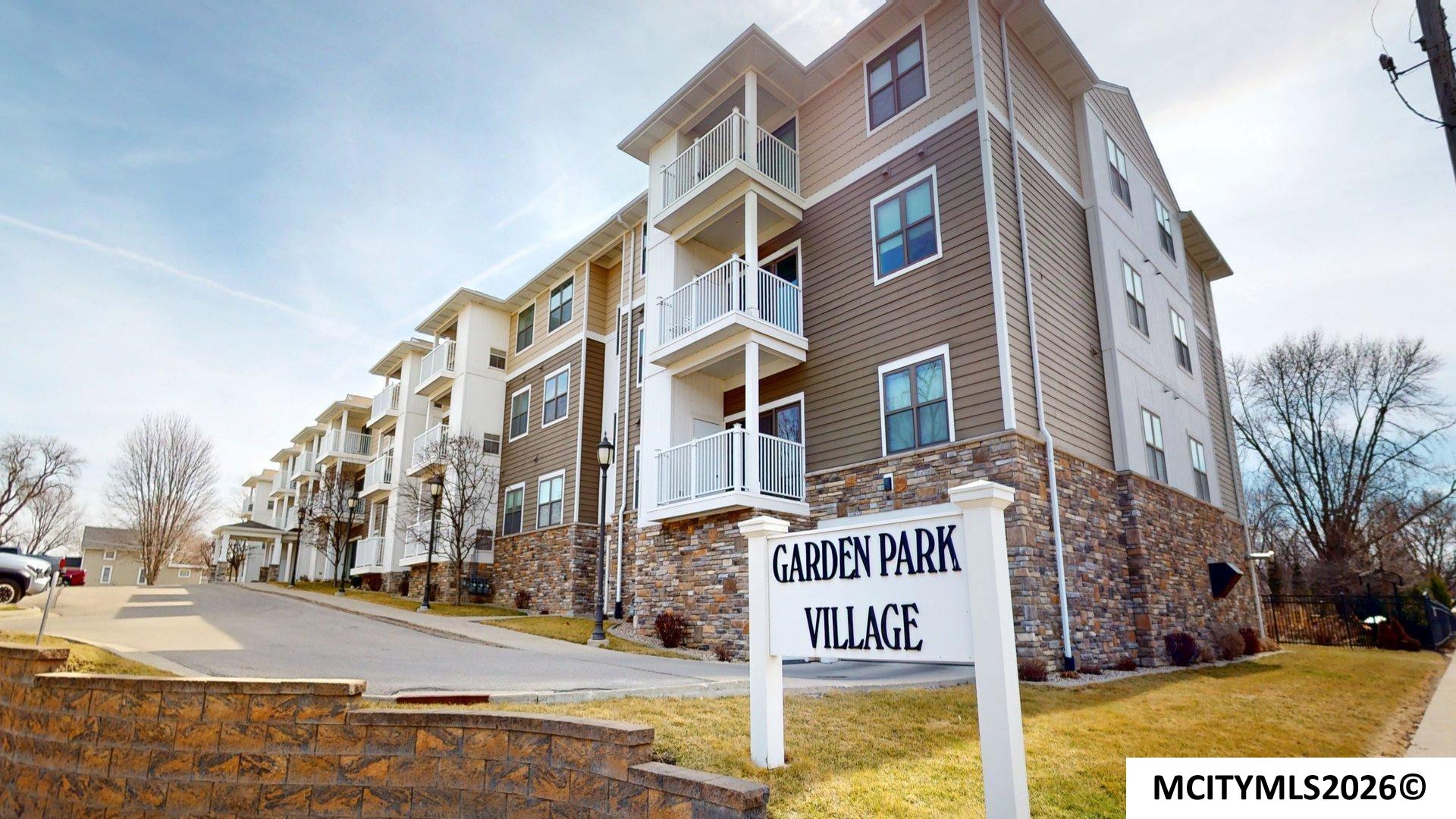 Photo 1 of 42 — 809 7th Ave N #212, CLEAR LAKE, IA 50428