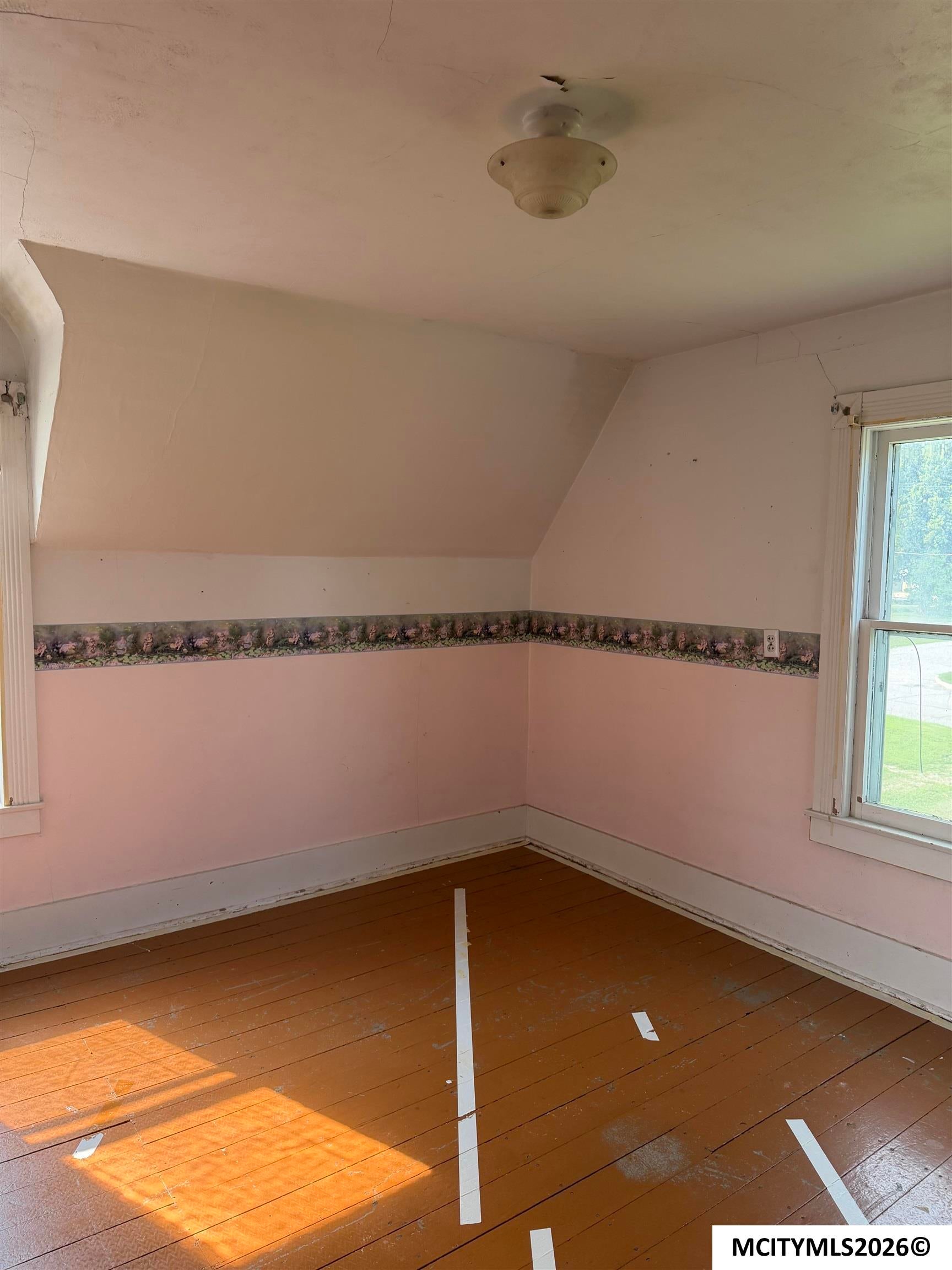 701 E Main Ave - Photo 2