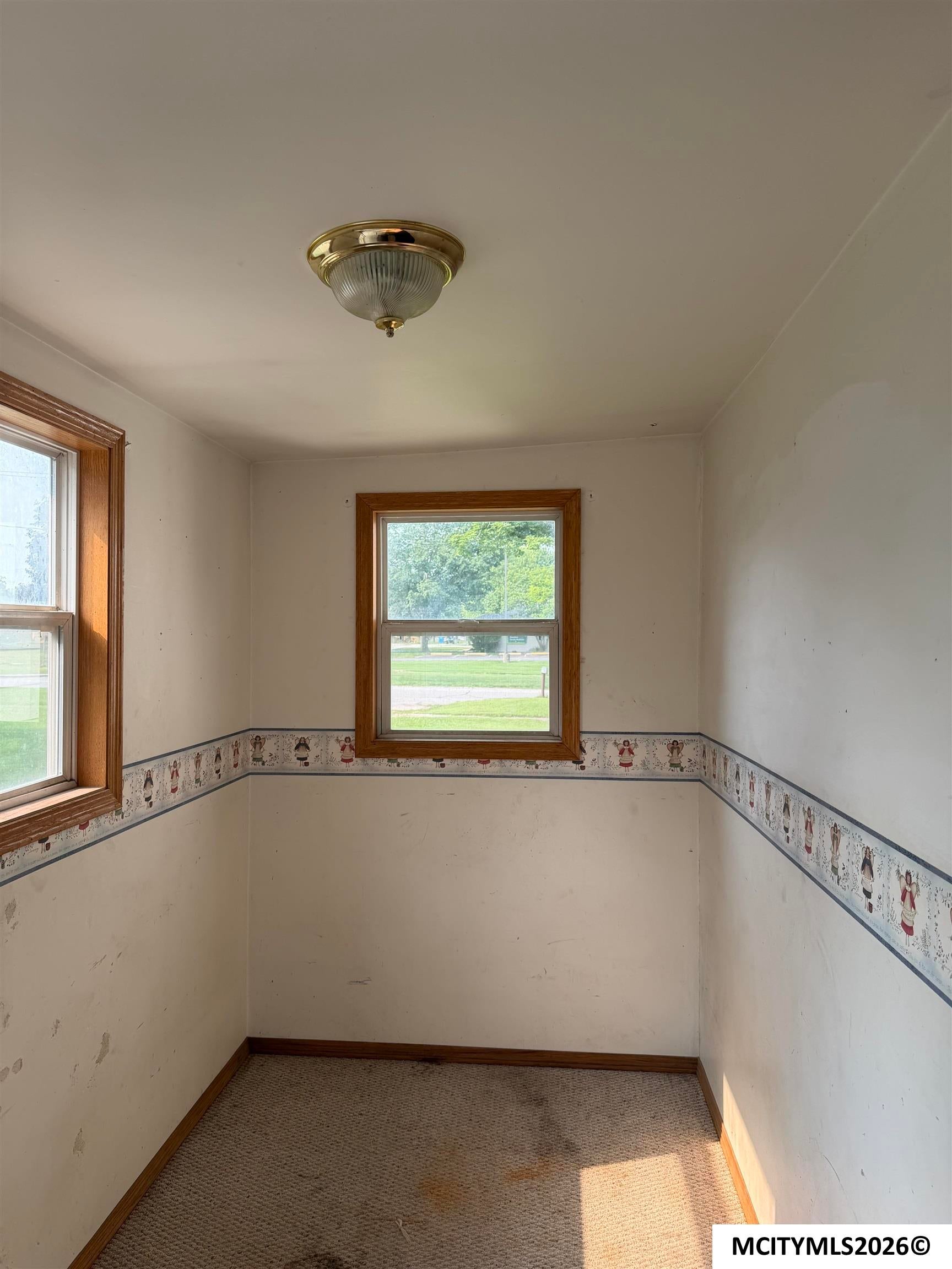701 E Main Ave - Photo 3