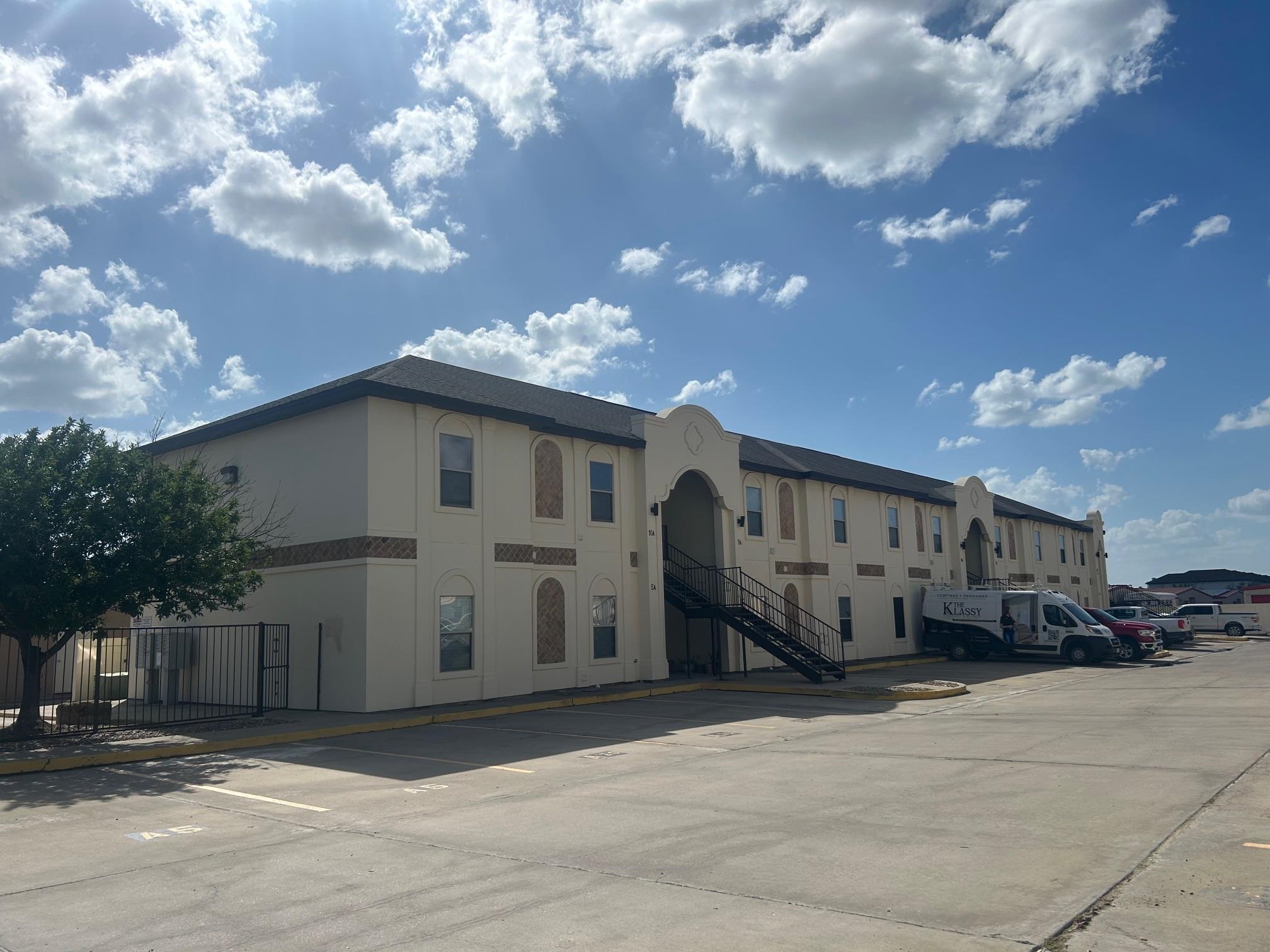 Photo 1 of 39 — 3664 E Del Mar Blvd 2A, Laredo, TX 78045