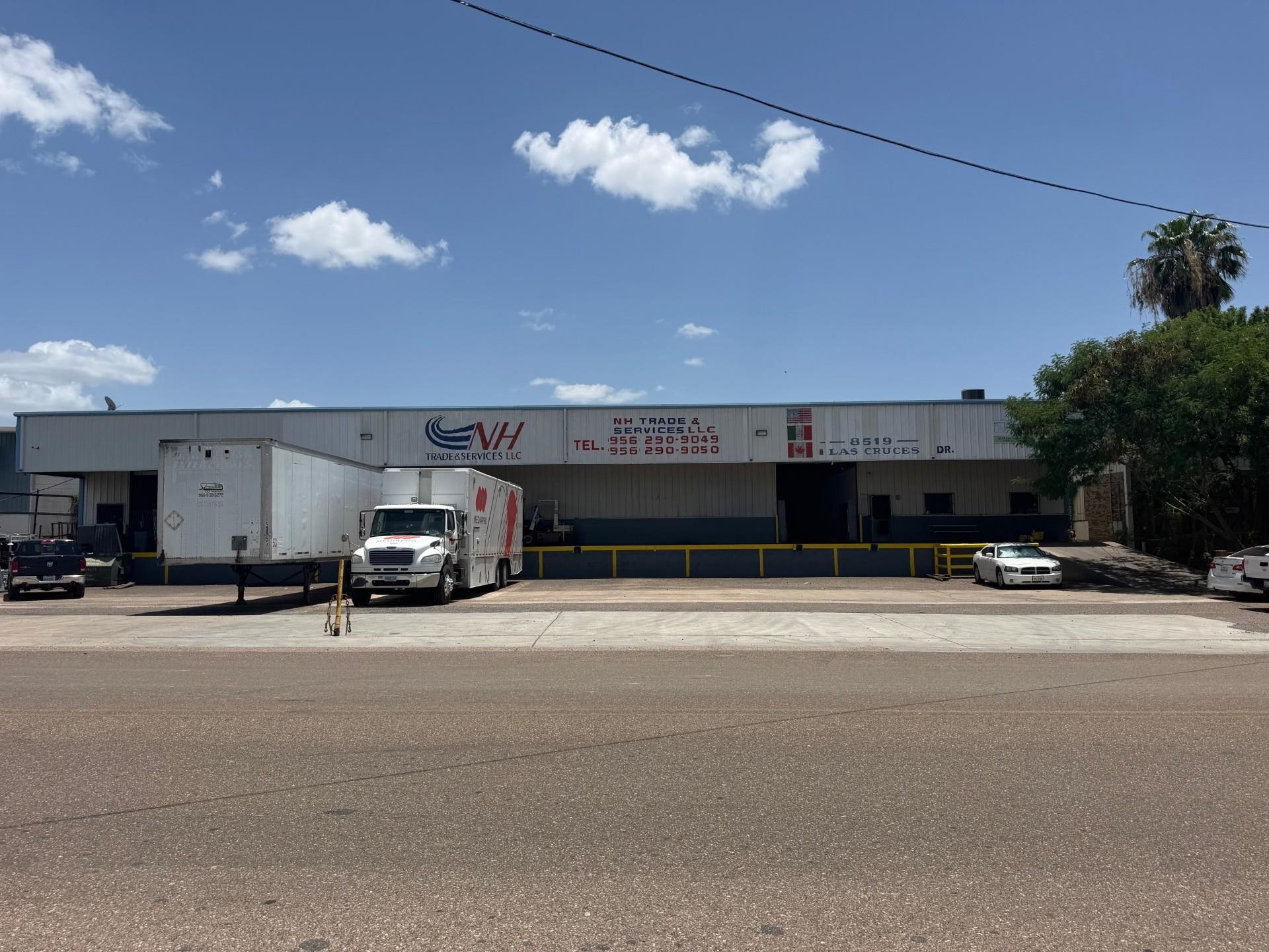 Photo 1 of 19 — 8519 Las Cruces Dr, LAREDO, TX 78045