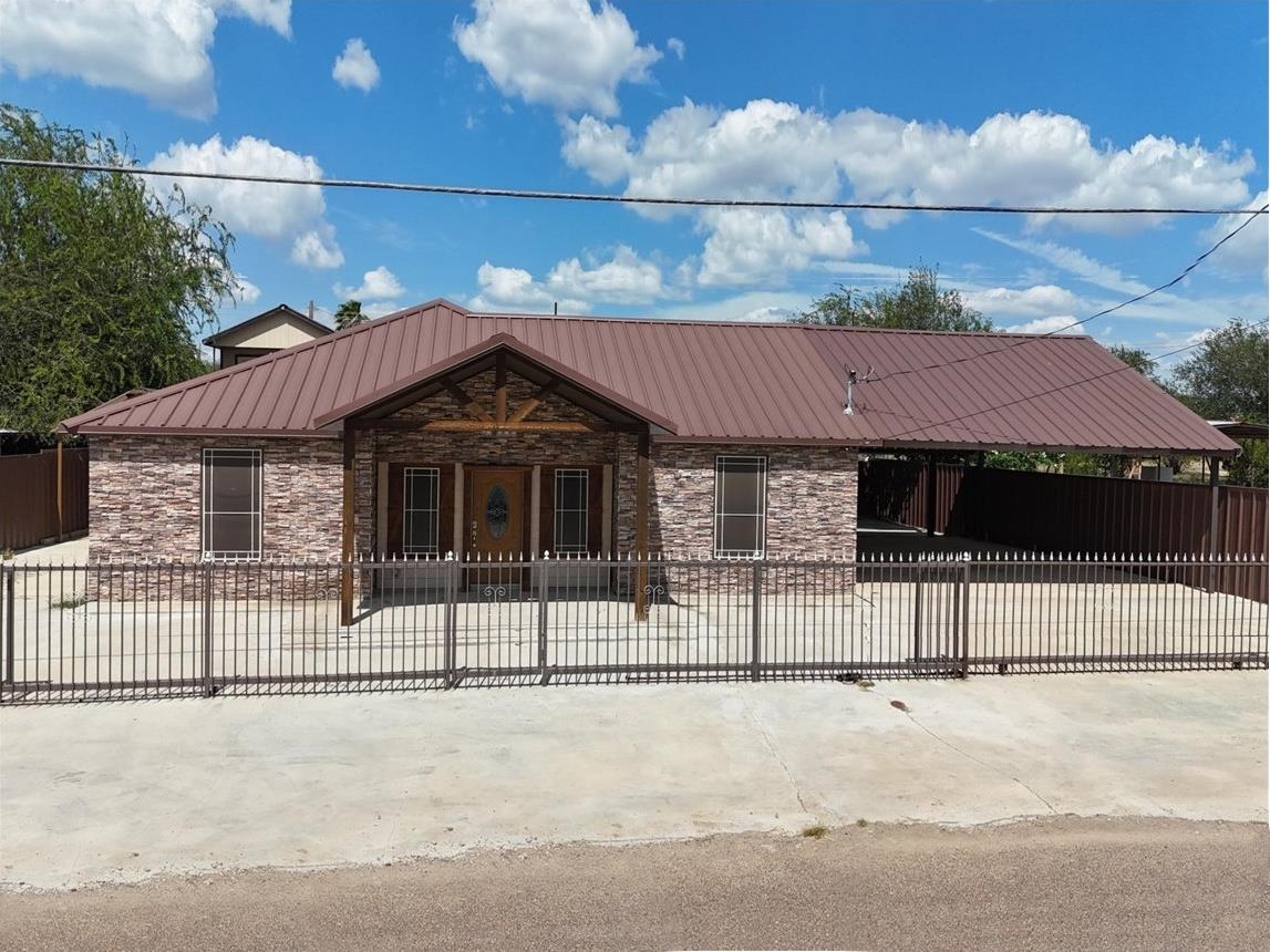 Photo 1 of 39 — 1103 Falcon Ave., Zapata, TX 78076