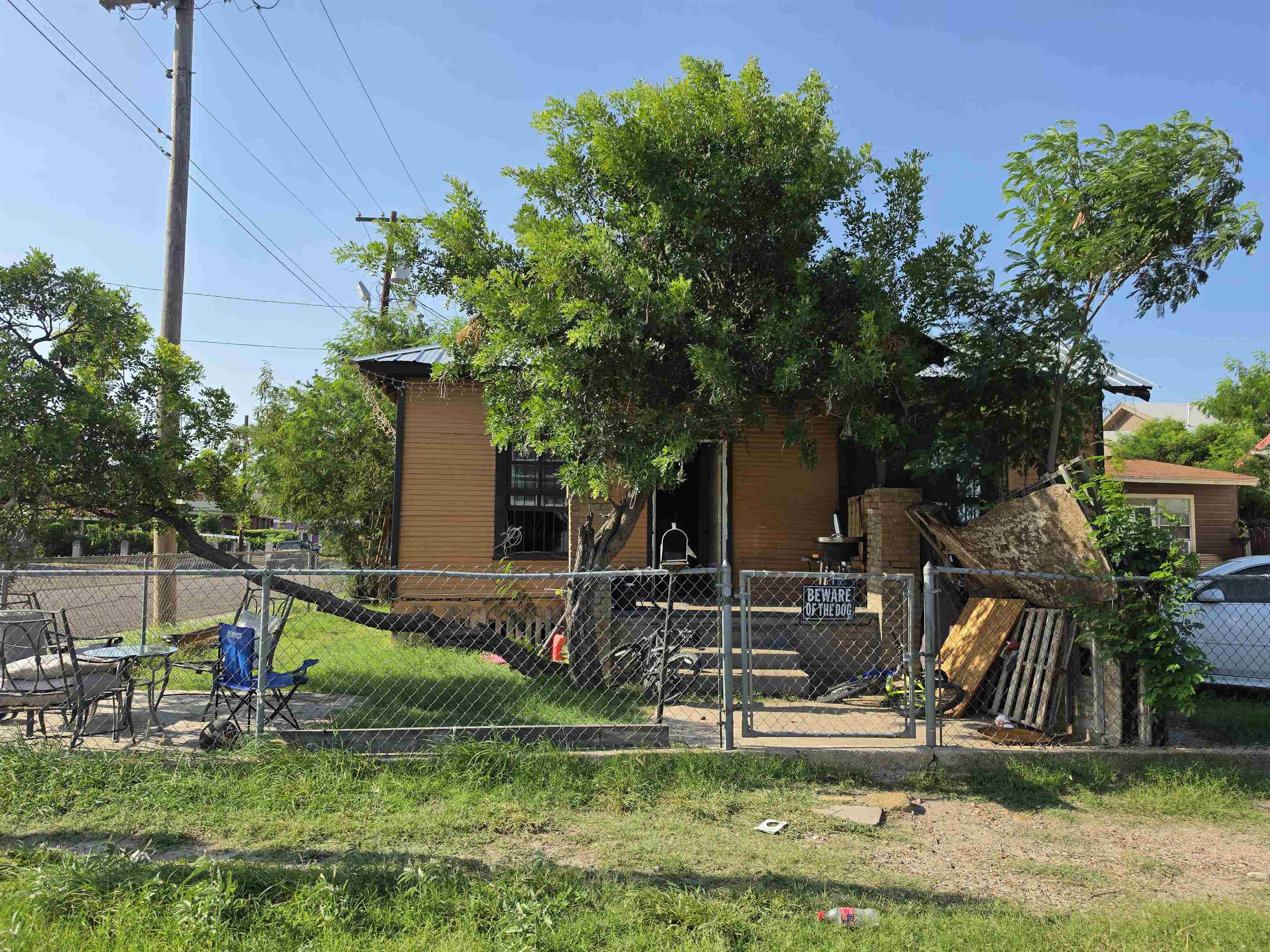 Photo 1 of 13 — 1120 Scott St, LAREDO, TX 78040