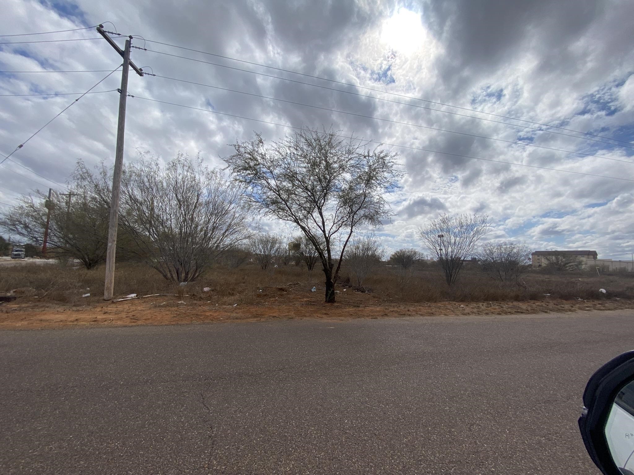 Photo 1 of 10 — 04 IH-35 Access Rd, Cotulla, TX 78014