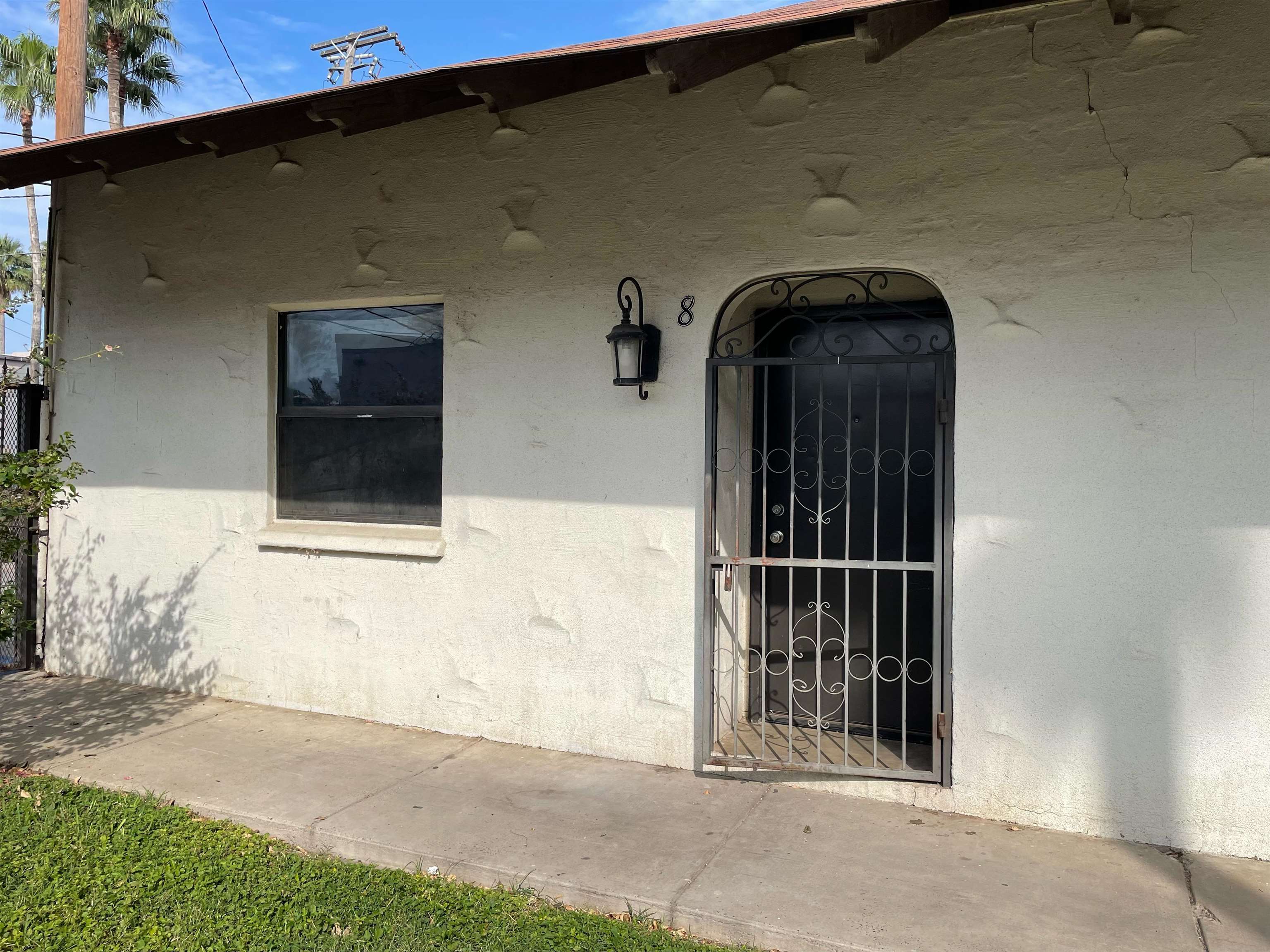 Photo 1 of 10 — 2202 OKane St #8 Unit #8, LAREDO, TX 78043