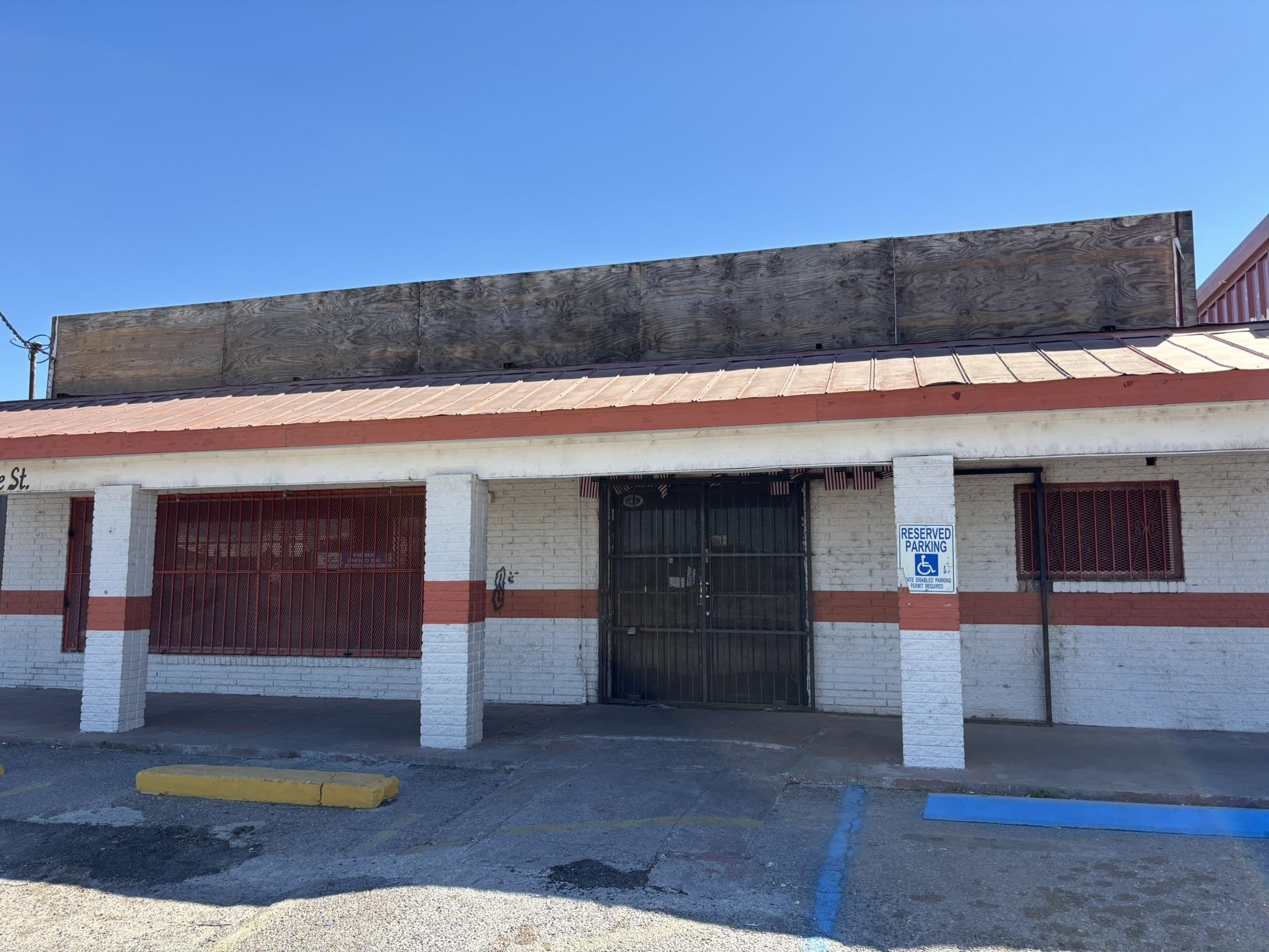 Photo 1 of 18 — 11 Iturbide St, Laredo, TX 78040