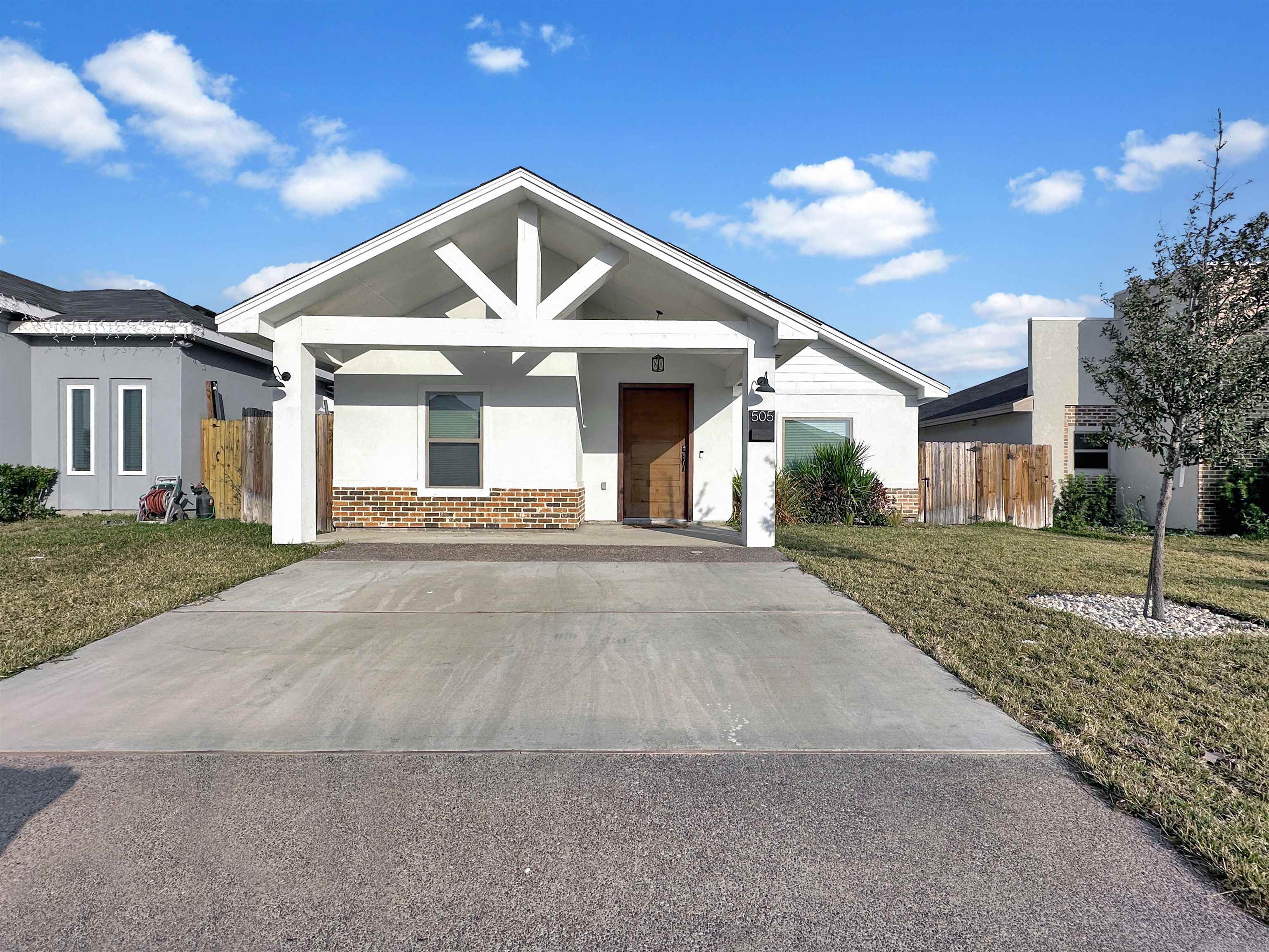 Photo 1 of 22 — 505 Cienega Lane, Laredo, TX 78046