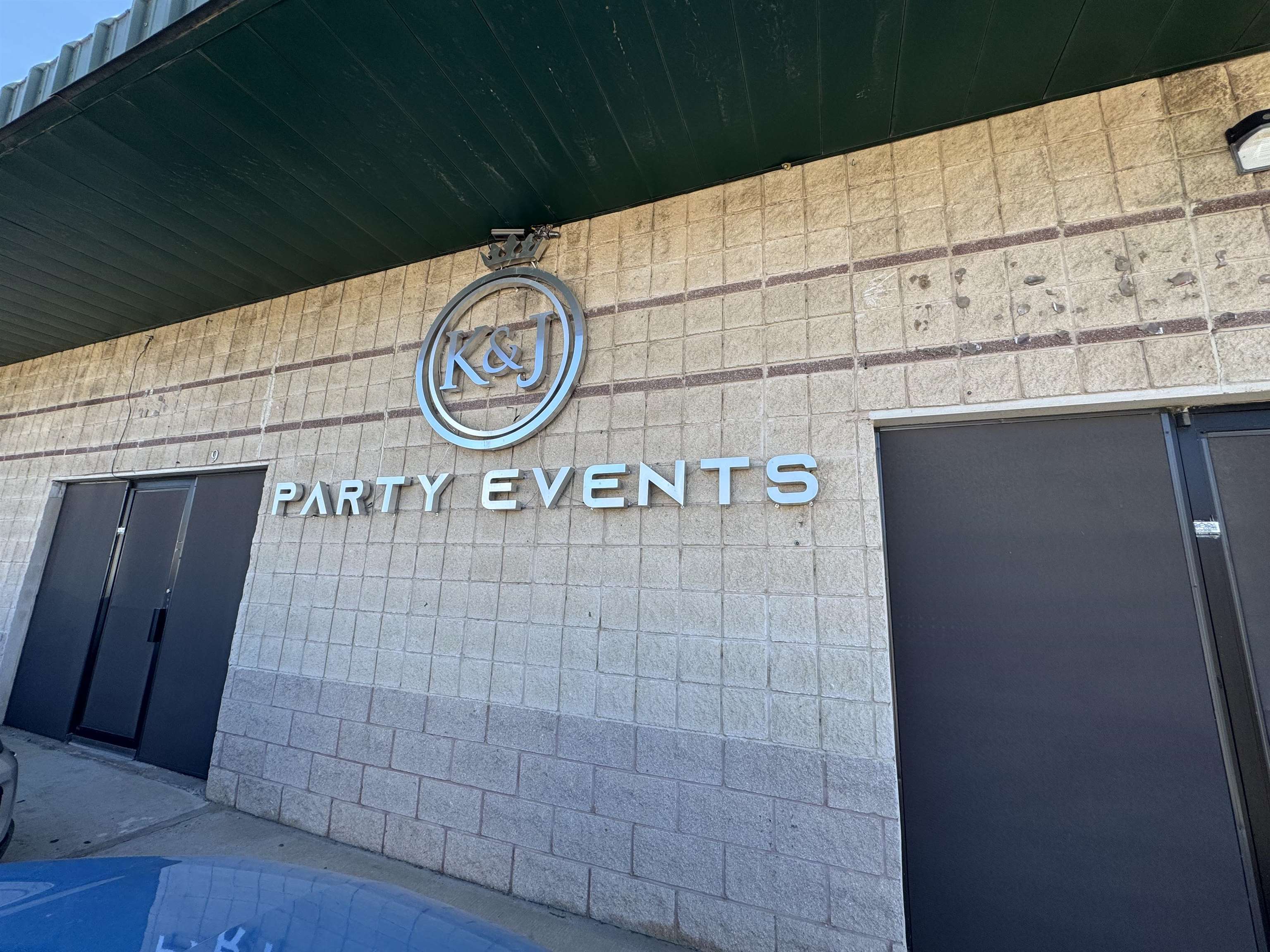 Photo 1 of 13 — 12520 Mines Rd, Laredo, TX 78045