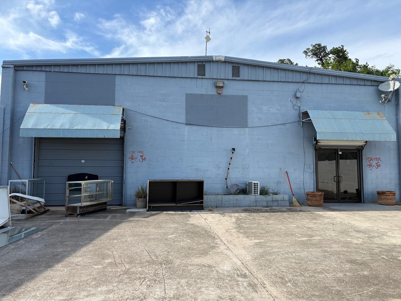 Photo 1 of 14 — 1615 Iturbide St, Laredo, TX 78040