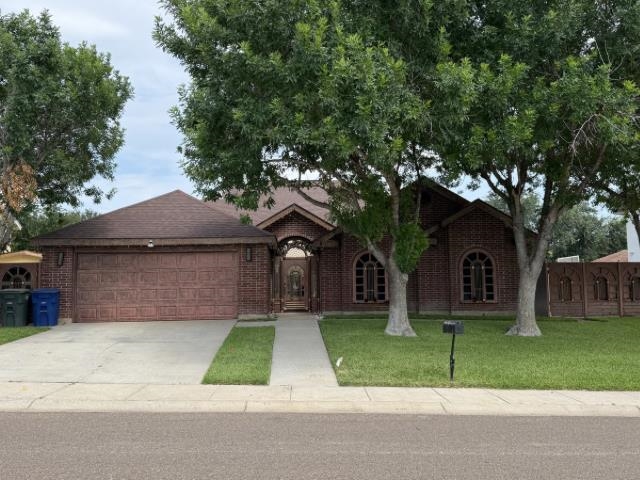 Photo 1 of 10 — 2005 Durango Ave, Laredo, TX 78046