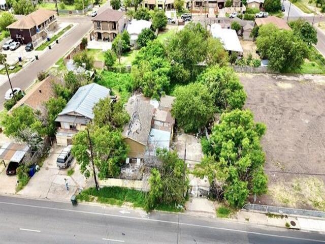 Photo 1 of 12 — 3111 Clark Blvd, Laredo, TX 78043