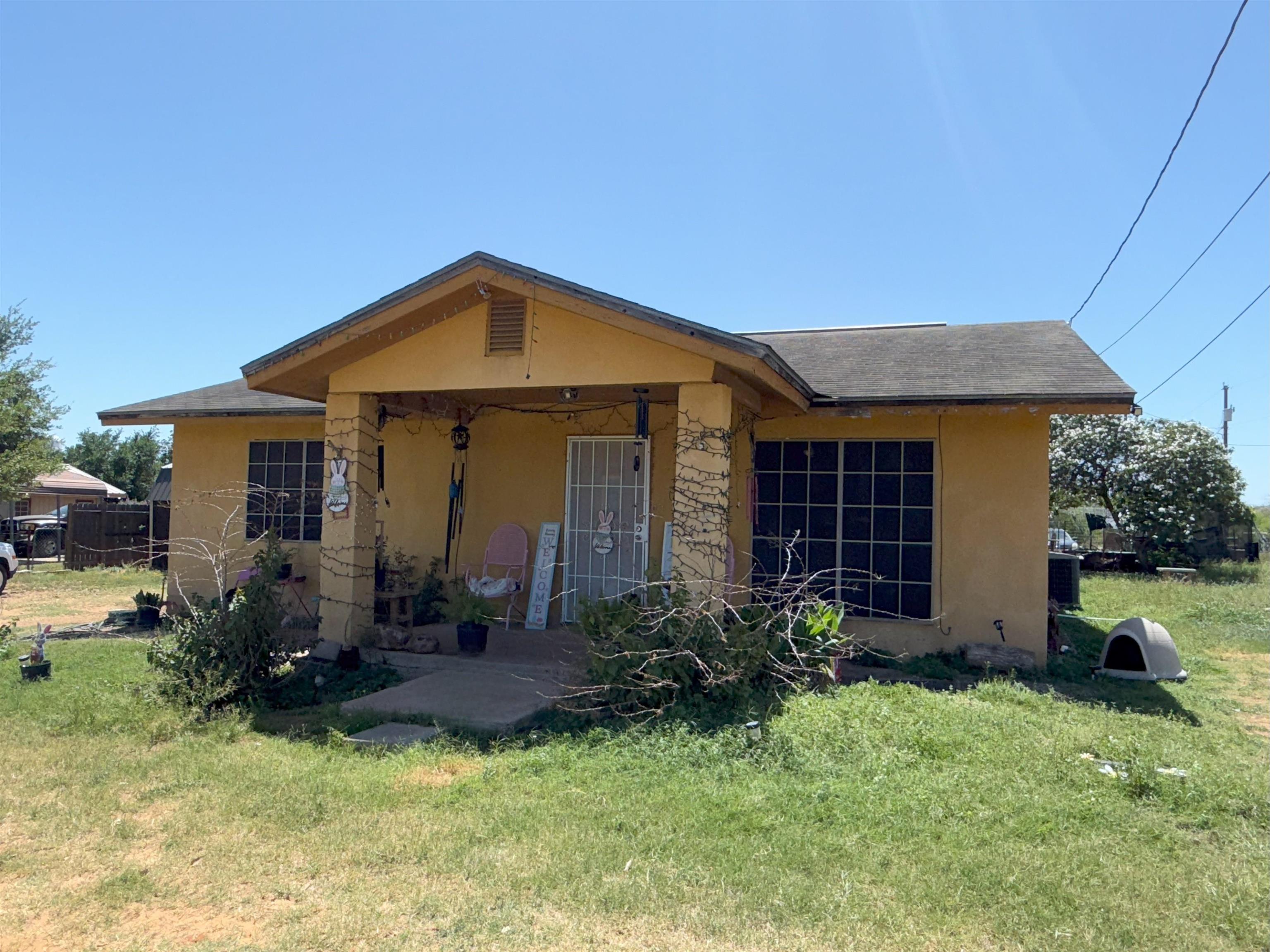 Photo 1 of 21 — 2013 Cedar Ave, Zapata, TX 78076