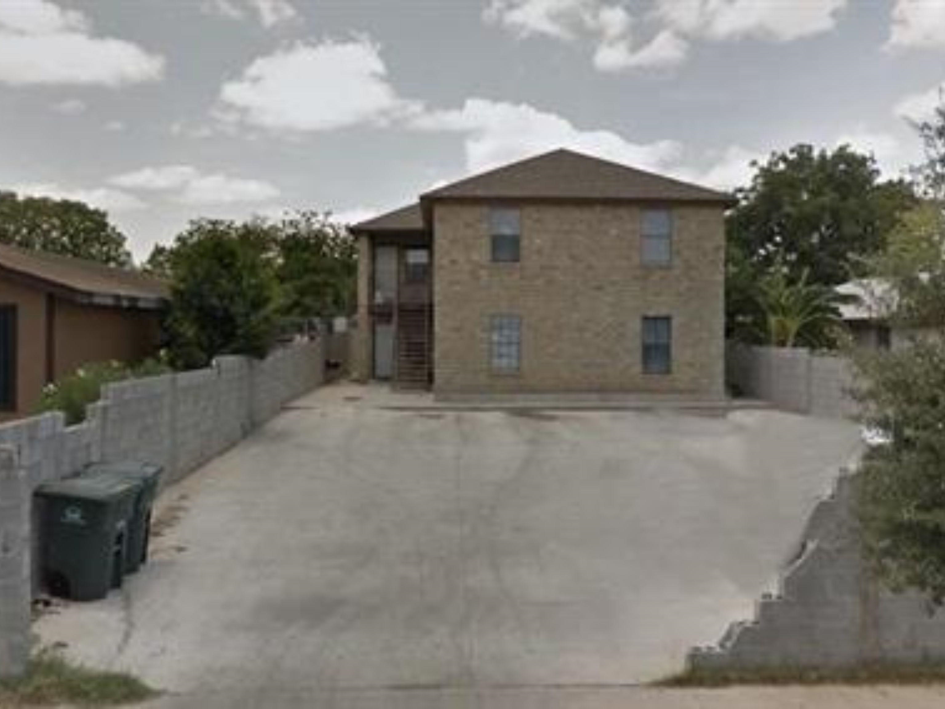 Photo 1 of 16 — 3310 Louisiana Ave 3, Laredo, TX 78046