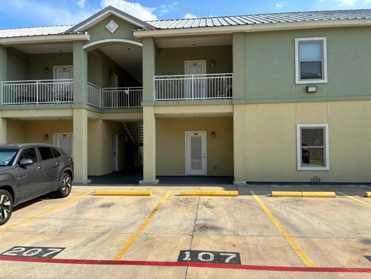 5402 MARCELLA AVE APT 107B, LAREDO, TX 78041 - Image 7fd88014fa5d65b5dadb5b17acbf0431/869203090