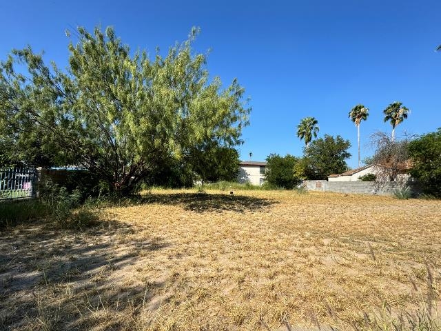 Photo 1 of 5 — 308 Santander Dr, laredo, TX 78046