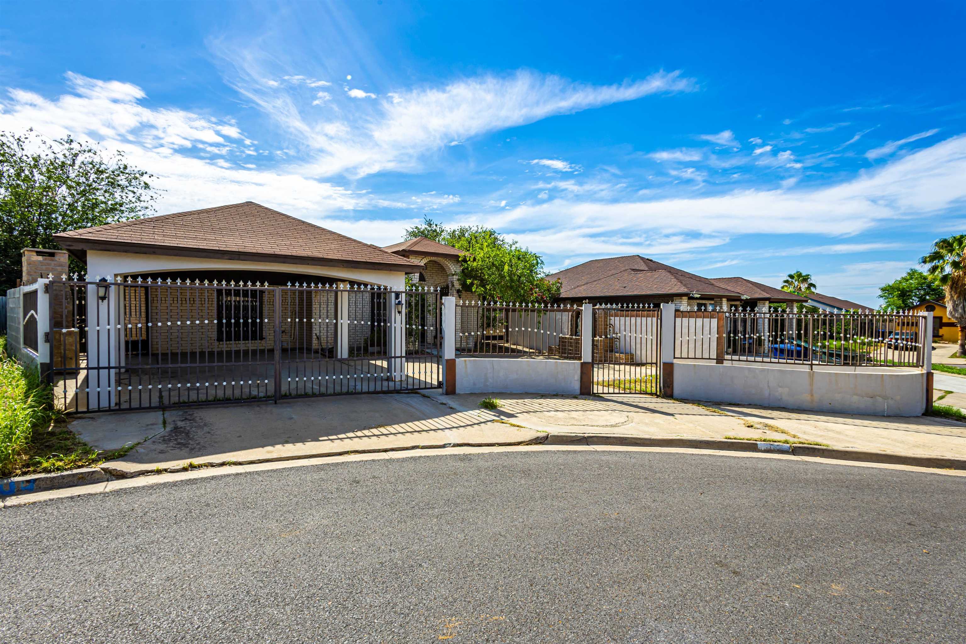Photo 1 of 24 — 344 Lily Ln, LAREDO, TX 78046