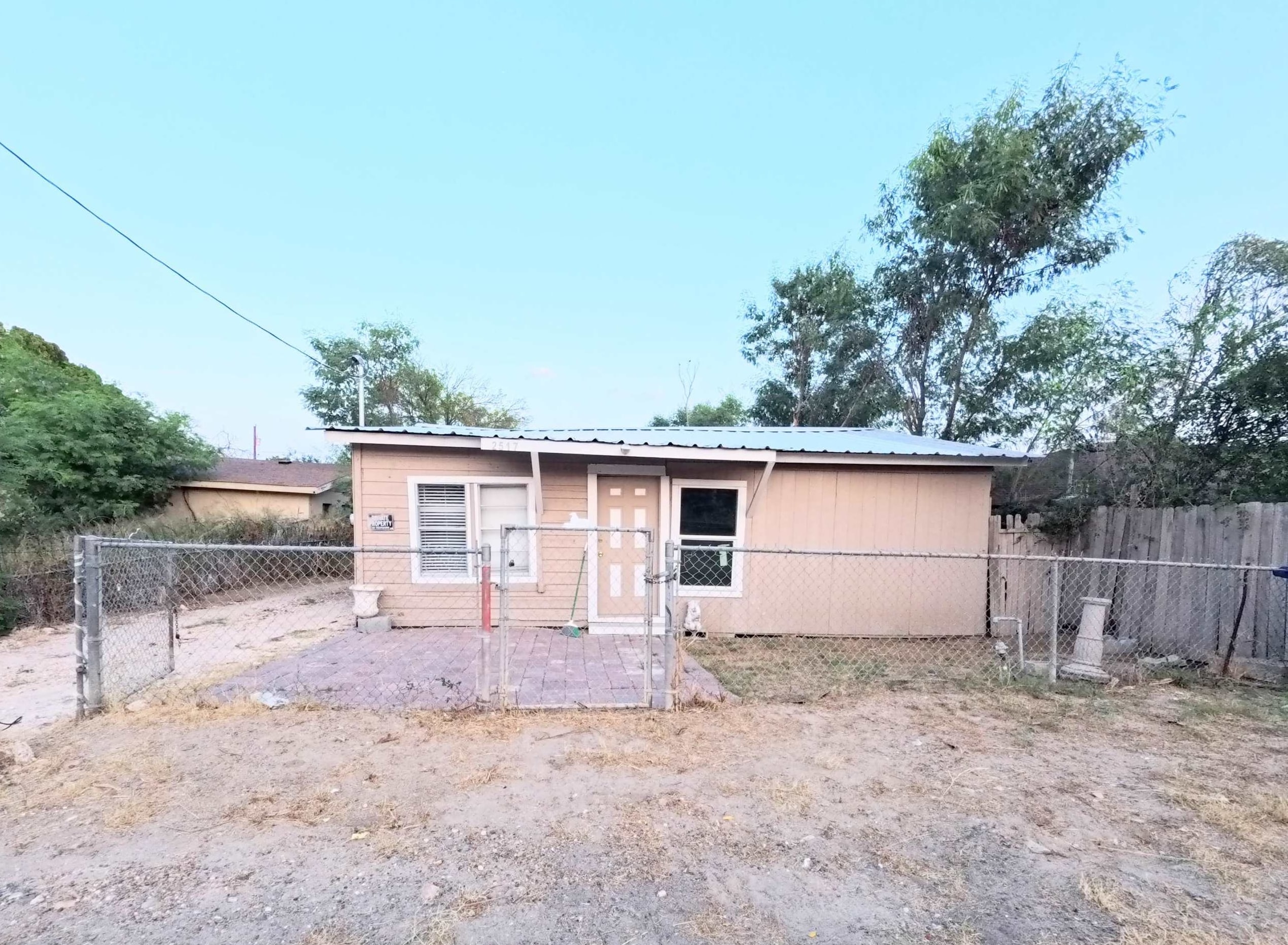 Photo 1 of 10 — 2517 Santa Rita Ave, Laredo, TX 78040