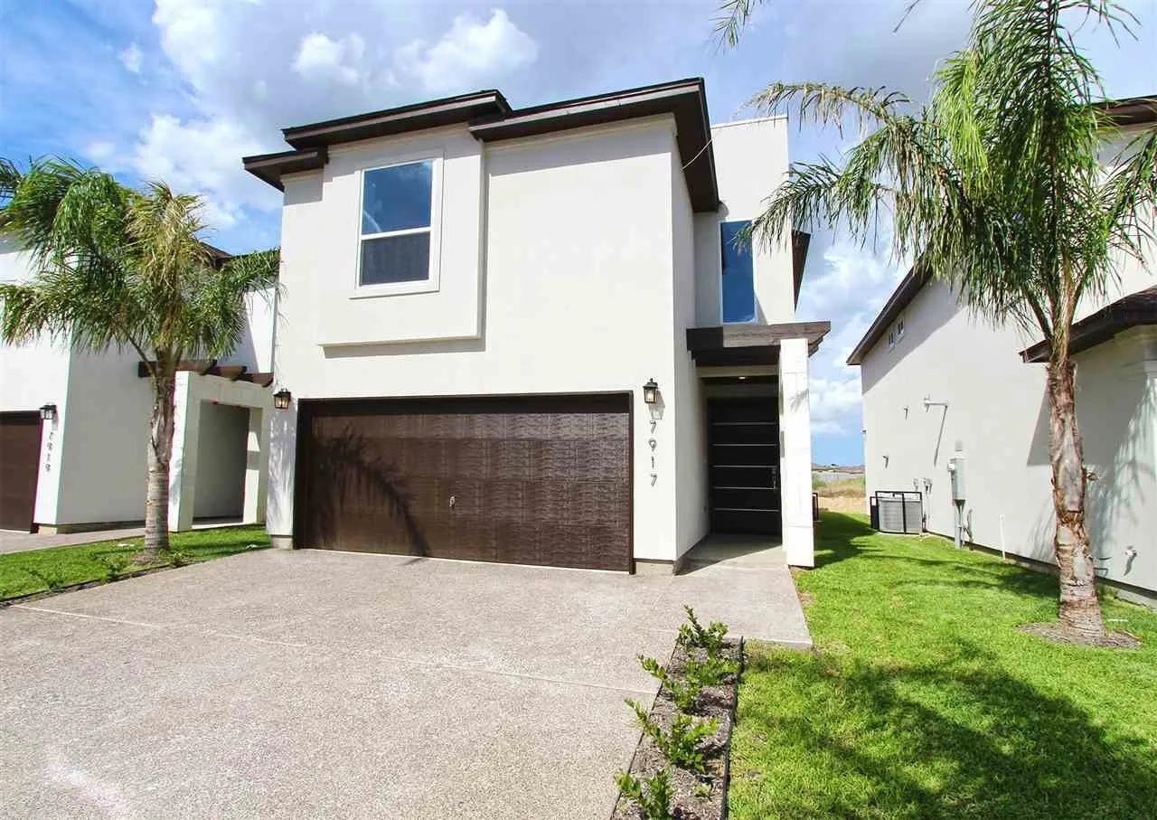 Photo 1 of 20 — 7917 Elka Lp, Laredo TX, TX 78045