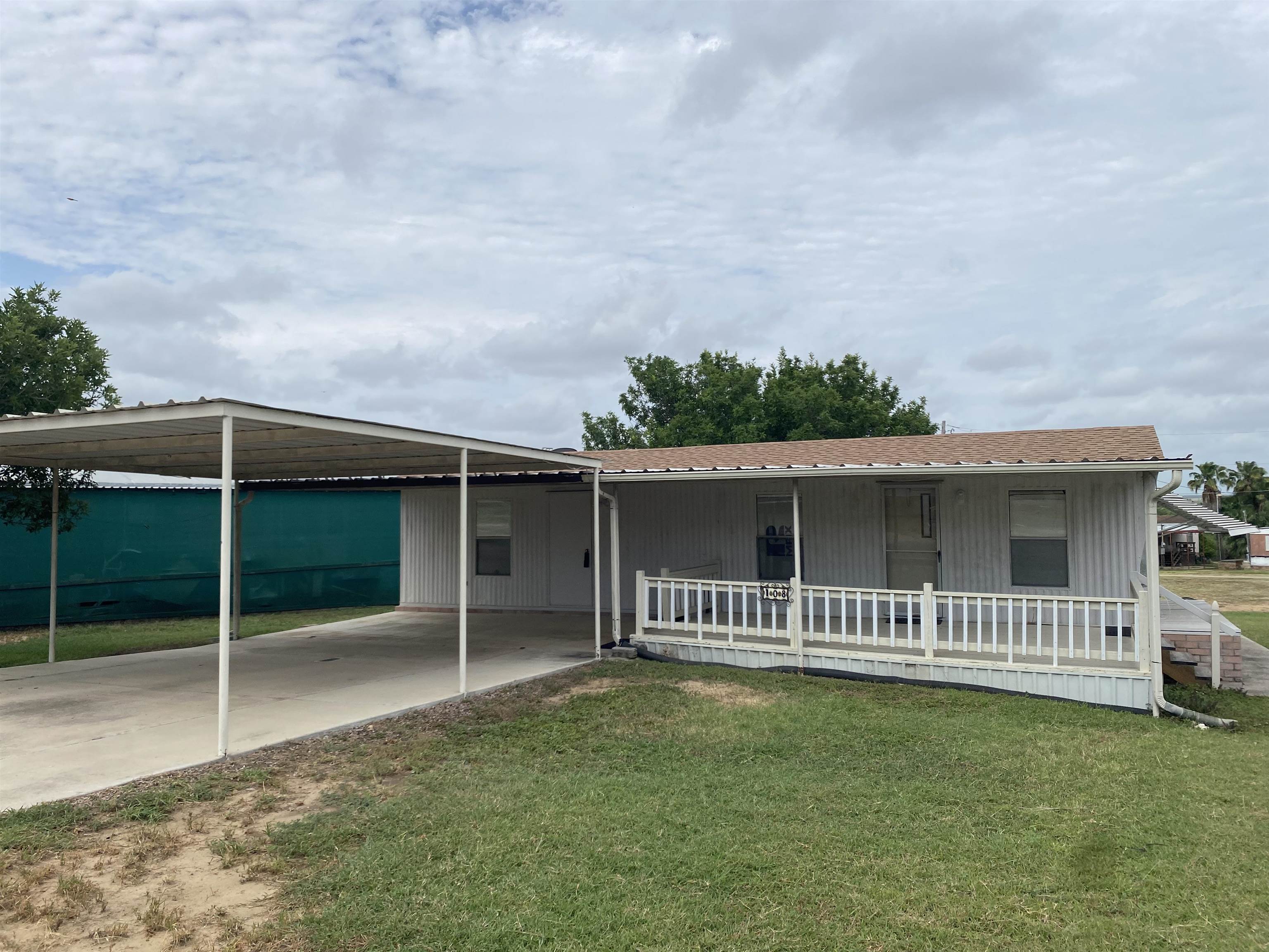 Photo 1 of 11 — 108 Autumn Ln., ZAPATA, TX 78076
