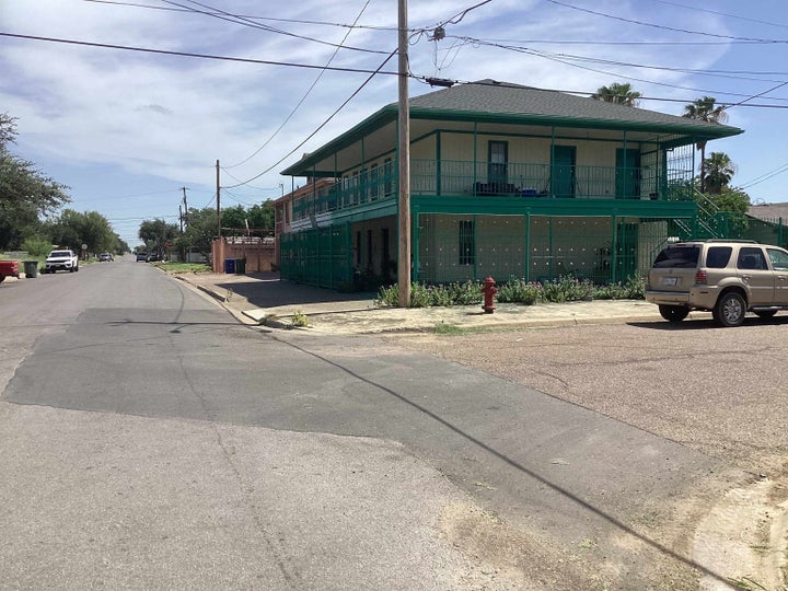 Photo 1 of 17 — 3202 Reynolds St, Laredo, TX 78043