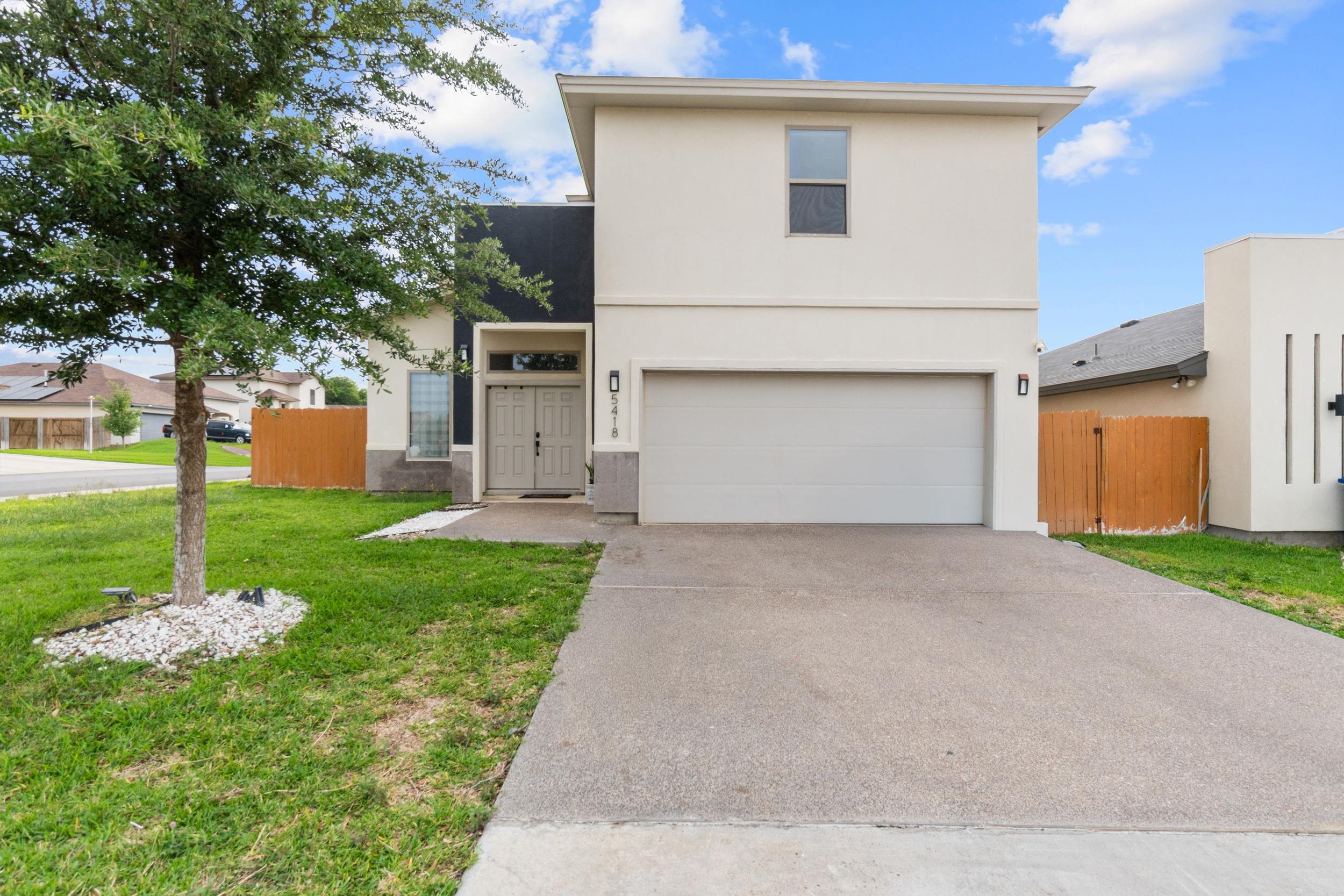 Photo 1 of 33 — 5418 Travesia Ct., Laredo, TX 78046