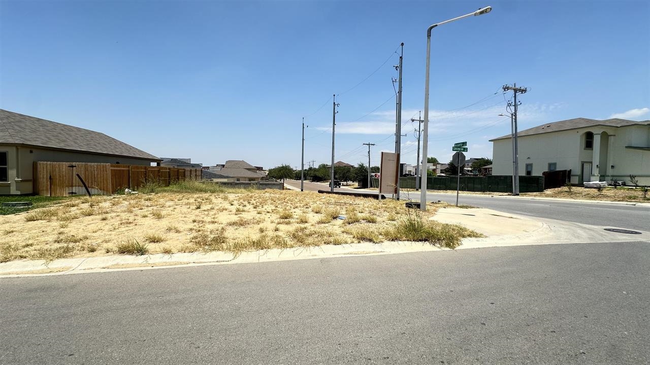 Photo 1 of 6 — 502 Concepcion, LAREDO, TX 78045