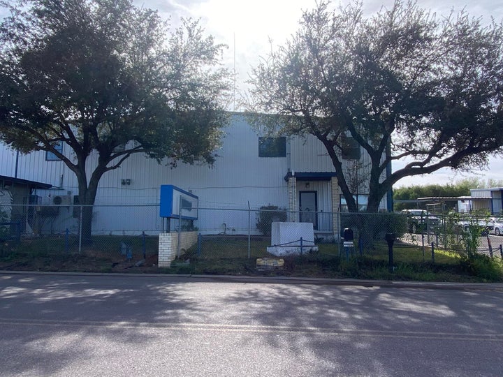 Photo 1 of 15 — 8321 Las Cruces Dr, LAREDO, TX 78045