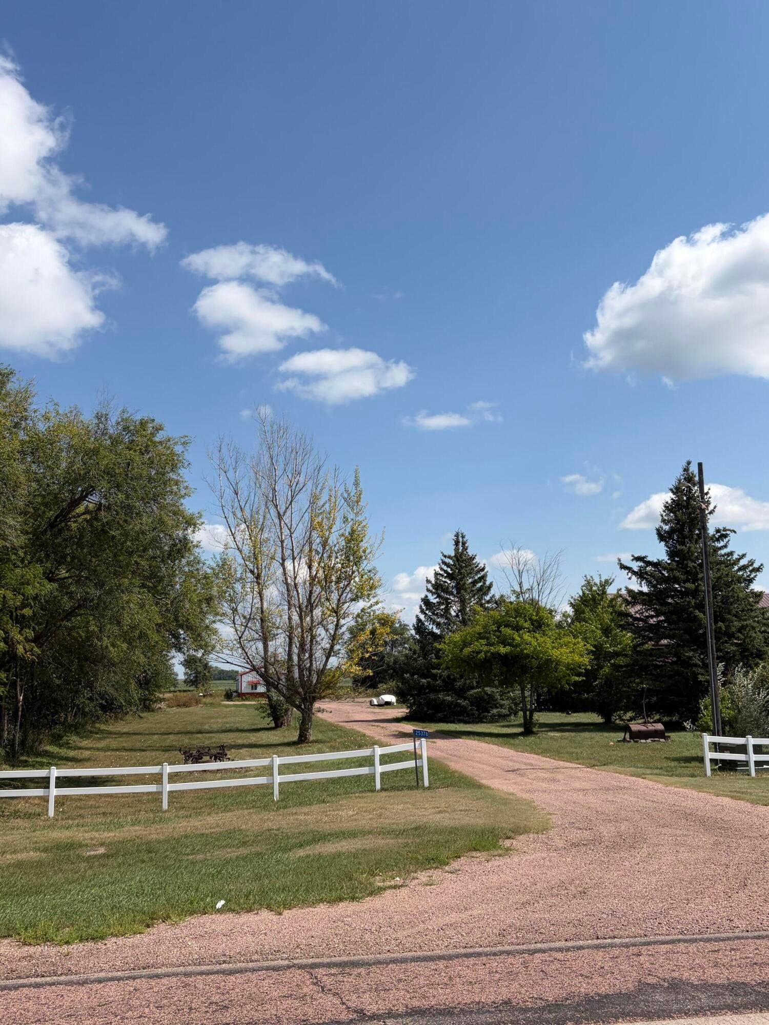 25378 US Highway 81 - Photo 4
