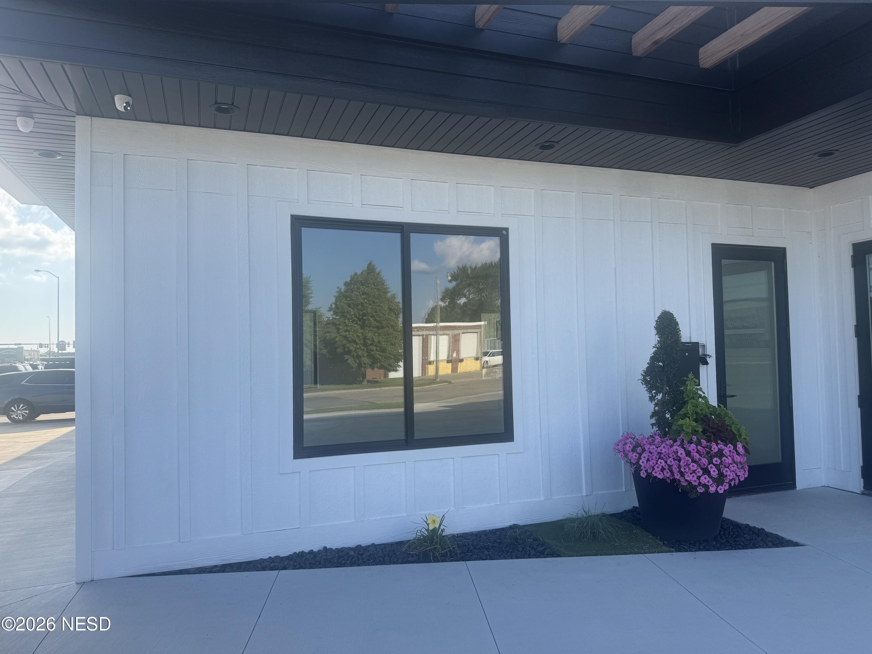 Photo 1 of 6 — 619 9TH AVENUE SE, Watertown, SD 57201