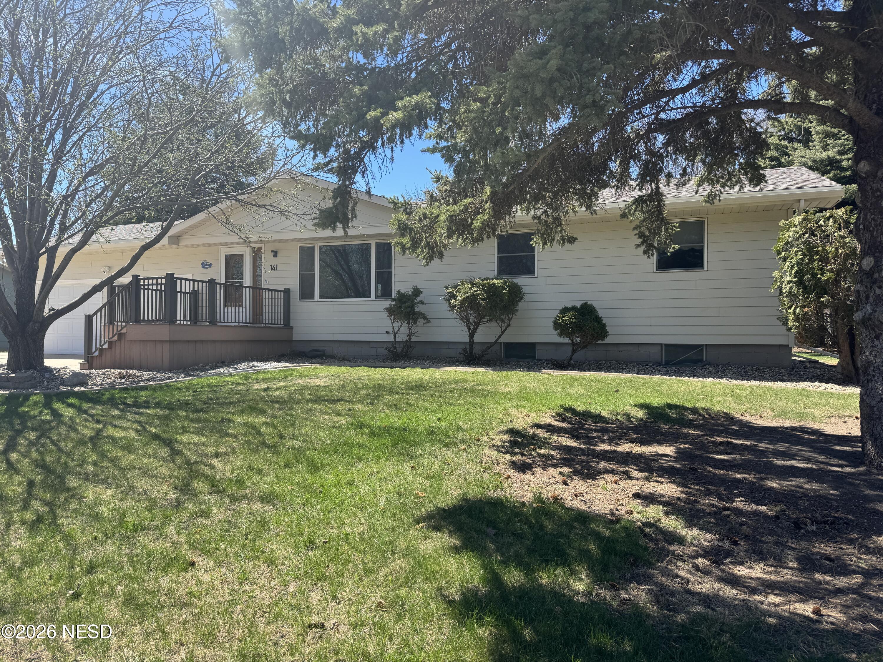 Photo 1 of 40 — 141 14TH STREET NE, Watertown, SD 57201