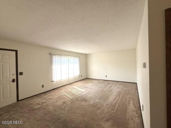137 15TH STREET NE - Photo 3