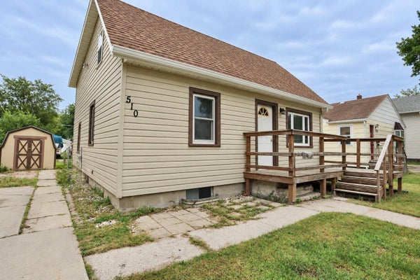 510 N LLOYD ST, ABERDEEN, SD 57401 - Image 615f613e8a95b094965b51c2ff87faa3/1667061604