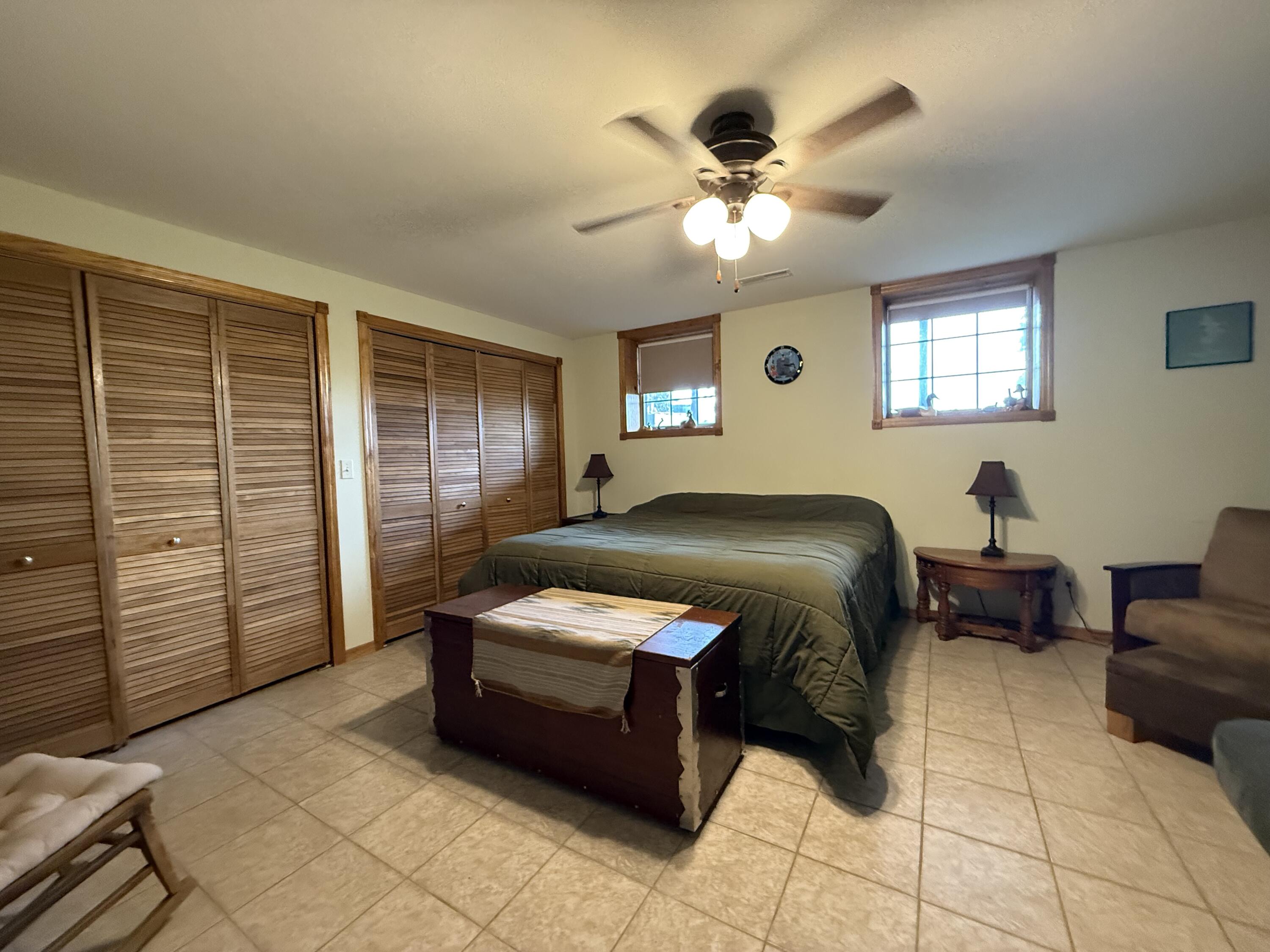 Doland, South Dakota, 57436, United States, 5 Bedrooms Bedrooms, ,4 BathroomsBathrooms,Residential,Active,2041704