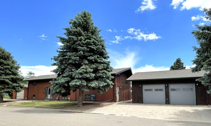 Photo 1 of 48 — 801 Cedar Avenue, Onida, SD 57564