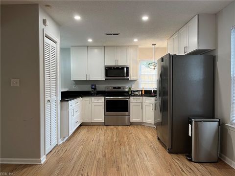 1060 Gas Light LN, Virginia Beach, VA 23462 - MLS#: 10510245
