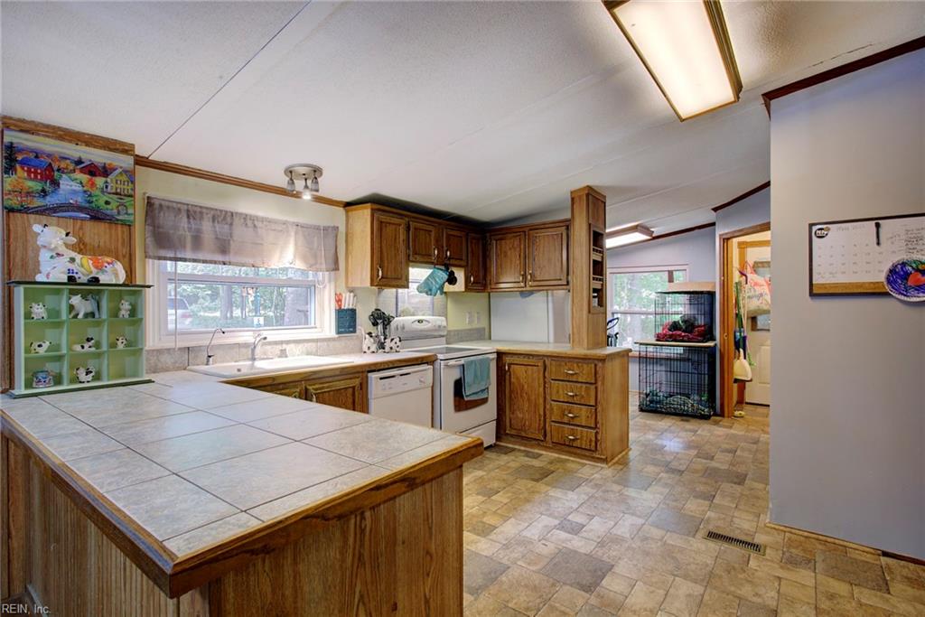 10607 Figg Shop Road, Gloucester, VA 23061 MLS 10400847 Listing