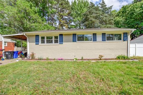613 McLean Street, Portsmouth, VA 23701 - MLS#: 10582172