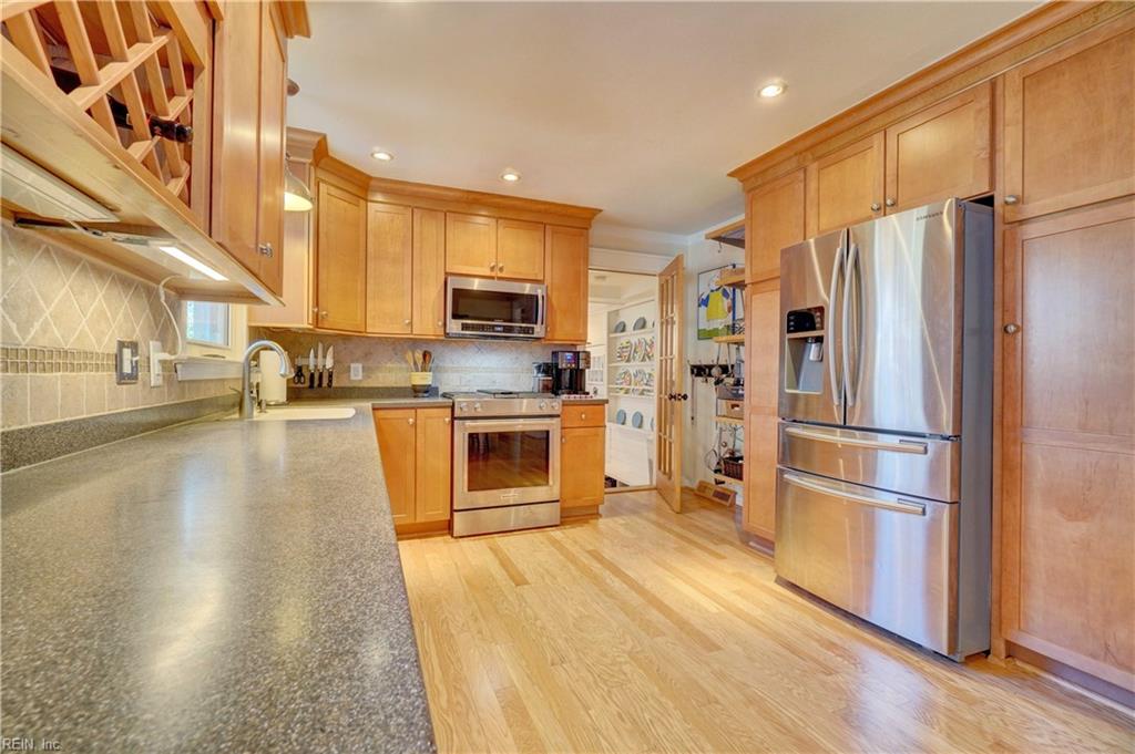 909 Bingham Street, Virginia Beach, VA 23451 MLS 10469441 Listing