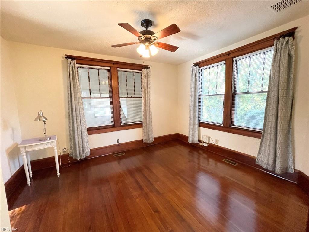 211 Harpersville Road, Newport News, VA 23601 MLS 10408853 Listing