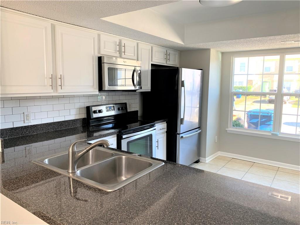 769 Spence Circle, Virginia Beach, VA 23462 MLS 10410060 Listing