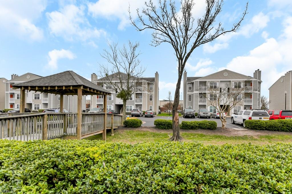 1881 Chantilly Court, Virginia Beach, VA 23451 MLS 10522003 Listing Information