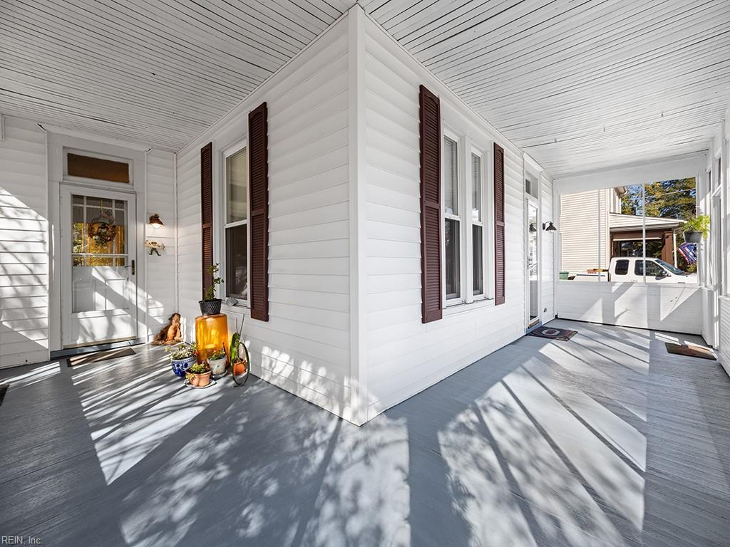 4 Lee Street, Wachapreague, VA 23480 MLS 10509237 Listing