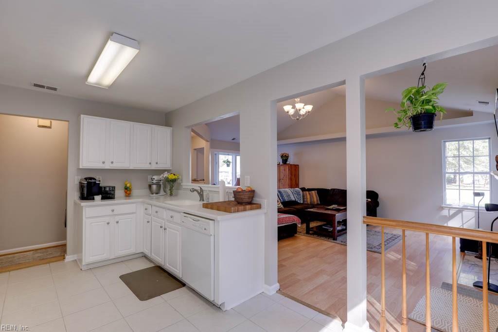 201 Dillwyn Drive, Chesapeake, VA 23322 MLS 10409641 Listing