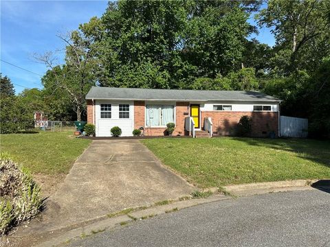 211 Nicewood Drive, Newport News, VA 23602 - MLS#: 10582332