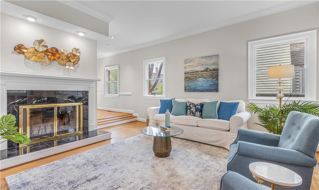 835 Botetourt Gardens, Norfolk, VA 23507 MLS 10426353 Listing