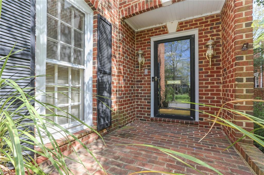 1340 Botetourt Gardens, Norfolk, VA 23517 MLS 10369385 Listing