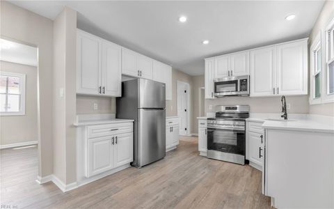 2124 Chestnut Street, Portsmouth, VA 23704 - MLS#: 10584180