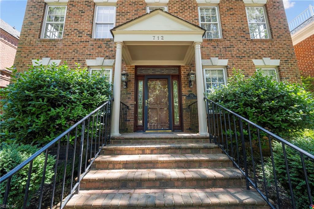 712 Botetourt Gardens, Norfolk, VA 23507 MLS 10421327 Listing