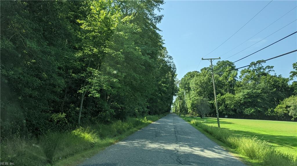 18 Chesapeake Drive, Gwynn, VA 23066 MLS 10396116 Listing