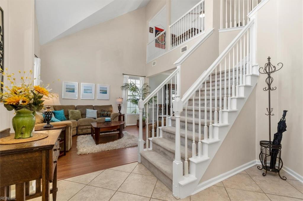 821 Crescent Trace, Chesapeake, VA 23320 MLS 10399023 Listing